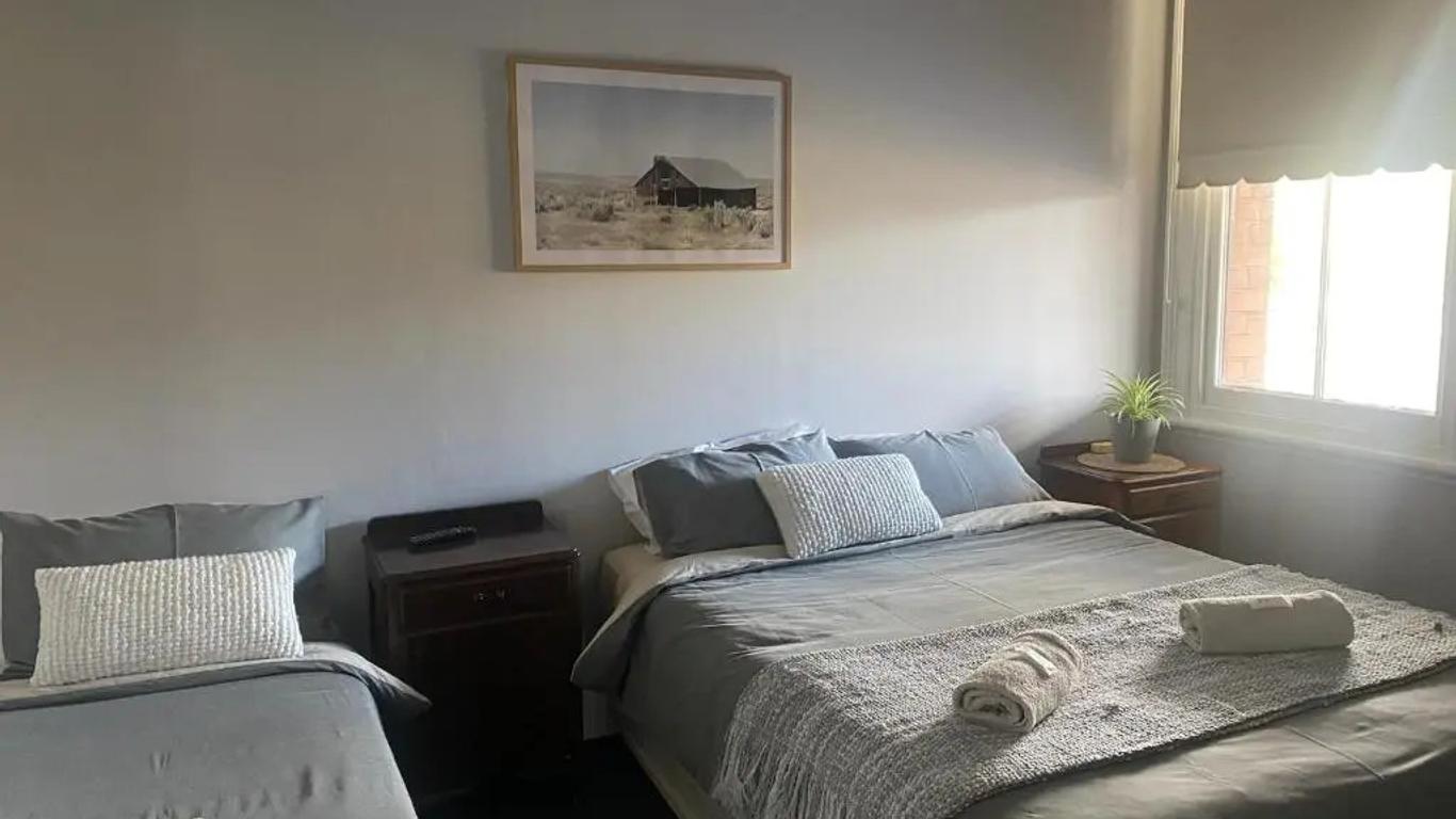 Bank Hotel Dungog