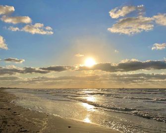 Island Getaway at Dragons Lair - Grand Isle - Playa