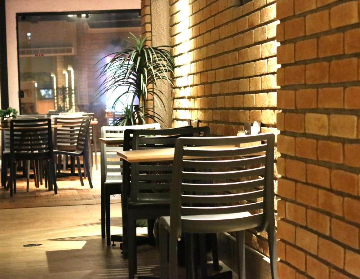 Ez Moema Hotel thumbnail 2