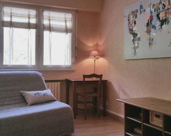T2 Bis Luchon - Bagnères-de-Luchon - Living room