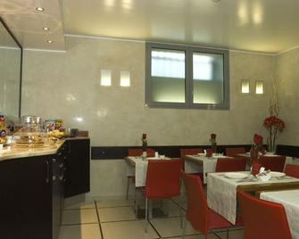 Hotel Susa - מילאנו - מרפסת