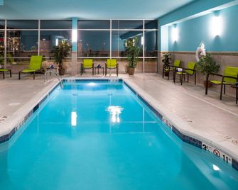 SpringHill Suites by Marriott Springfield Southwest - ספרינגפילד - בריכה
