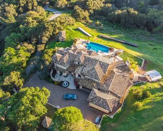 5,700 sq. Luxury Villa, Oceanview, Infinity Pool - Soquel - Gebouw
