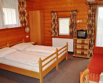 Jugend- und Familienhotel Venedigerhof - Neukirchen am Grossvenediger - Bedroom