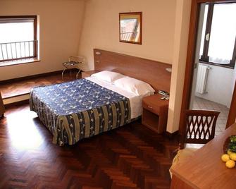 Hotel Del Sole - Sora - Habitación