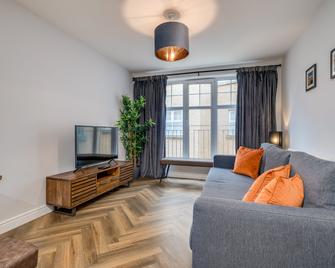 Central Belfast Apartments Alfred Street - Belfast - Living room