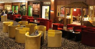 Bumi Senyiur Hotel - Samarinda - Lounge