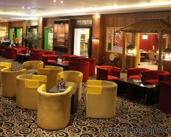 Bumi Senyiur Hotel - Samarinda - Area lounge