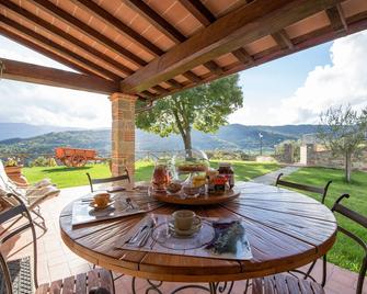 Agriturismo Quata Country House - Borgo alla Collina - Patio