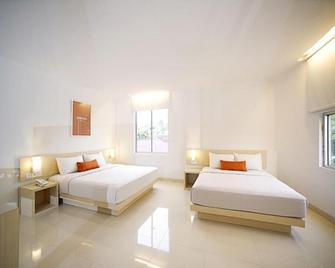 Zuri Express Hotel Pekanbaru - Pekanbaru - Bedroom