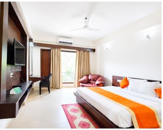 Goroomgo Palm Bhimtal - Nainital - Bedroom