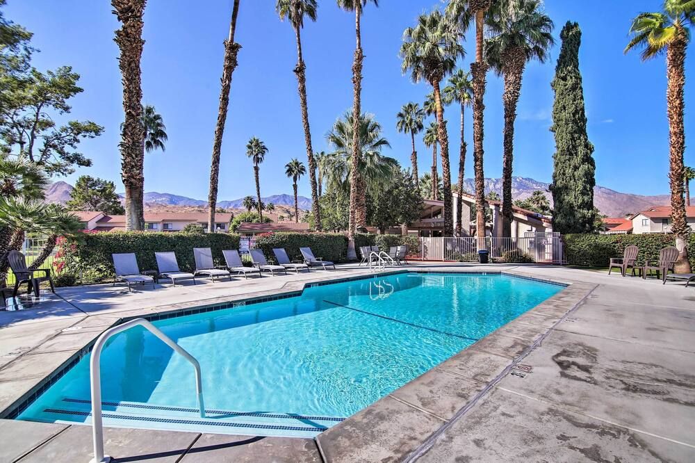 Palm Springs Abode w/ Pool Access, Near Golfing - Palm Springs - Pool