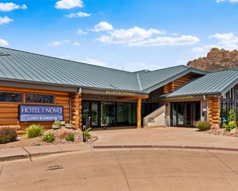 Hotel De Novo Springdale, Tapestry Collection by Hilton - Springdale - Building