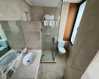 Duque de Wellington - Vitoria-Gasteiz - Bathroom
