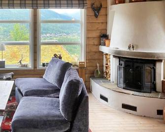 Nice Home In Rjukan With Wifi - Rjukan - Living room