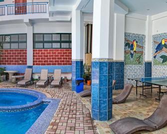 Hotel Puntarenas Beach - Puntarenas - Bazén