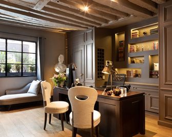 Hotel Verneuil - Parigi - Ingresso
