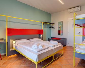 Meininger Milano Garibaldi - Milan - Bedroom