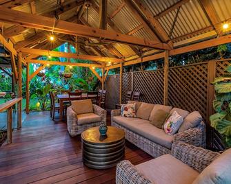 The Palms at Palm Cove - Palm Cove - Patio