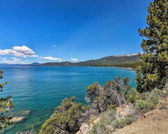 1 Mi to Skiing and Beaches Incline Village Home! - Incline Village - Beach