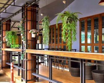 Pakchong Town Hotel - Mu Si - Restaurace