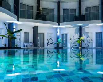 Ouril Mindelo - Mindelo - Basen