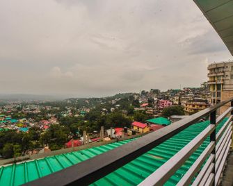 OYO 10566 Hotel Shanti Guest House - Dharamshala - Balcony
