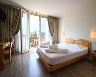 Hotel Saisera - Malborghetto-Valbruna - Habitación