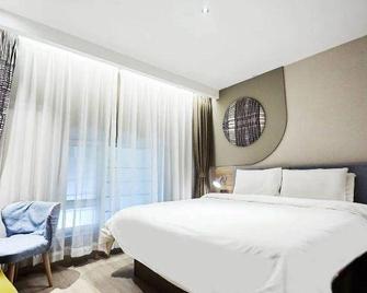 Home Inn (Xinzhou Changzheng West Street) - Xinzhou - Habitación