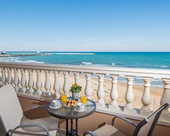 Birais Beach Studios - Rétino - Balcón