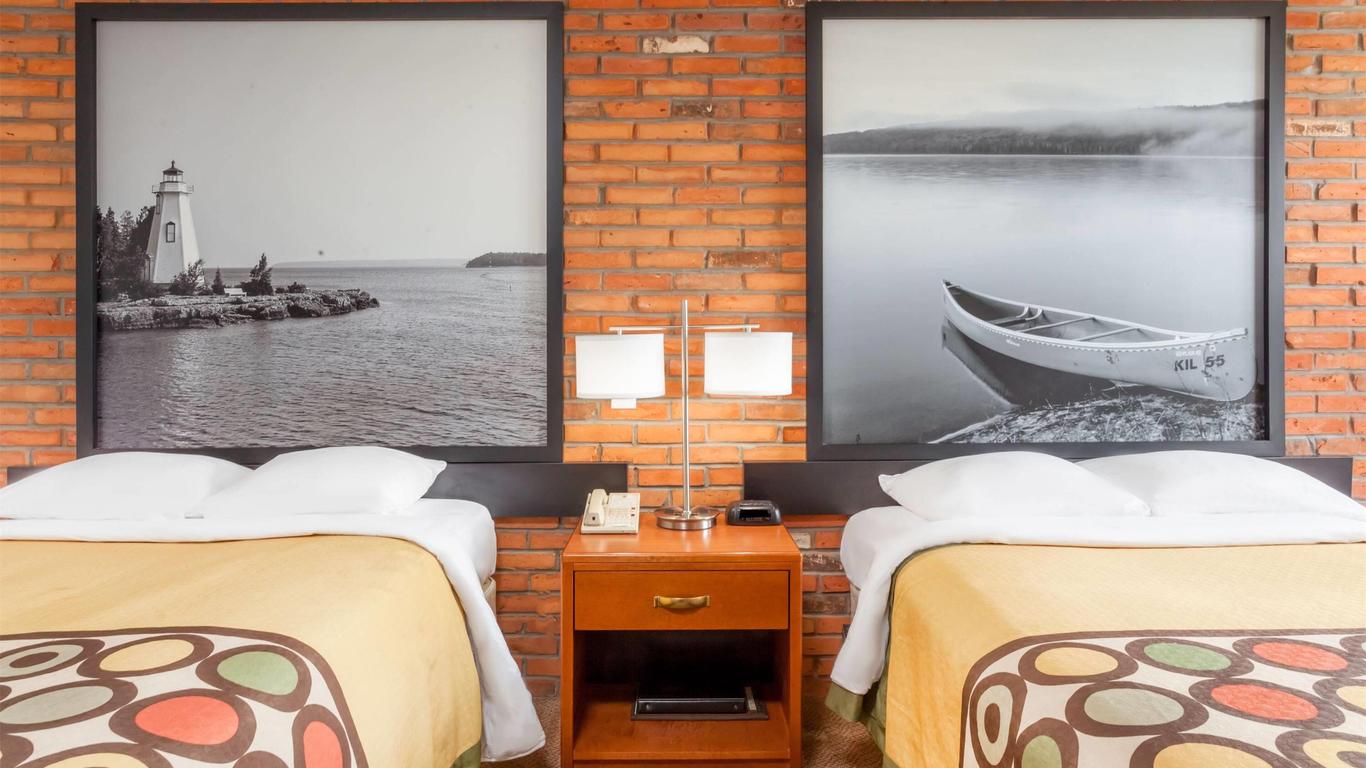 Super 8 by Wyndham Sudbury ON