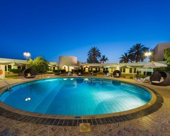 Al Wadi Hotel - Sohar - Pool