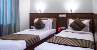 Hotel The Nook - Madurai - Bedroom