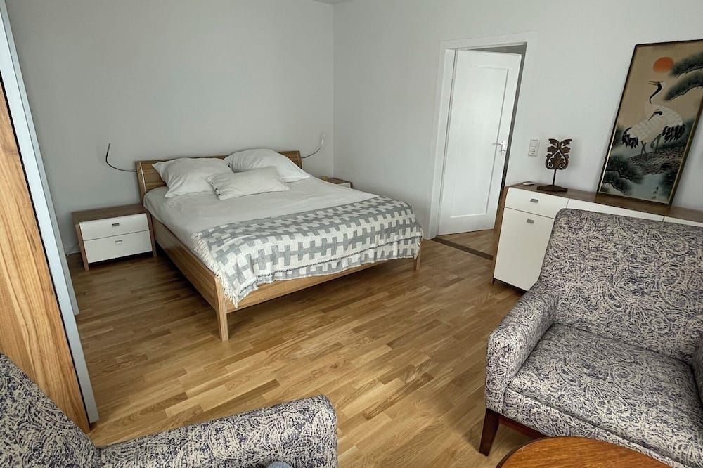 Comfortable 2-bedroom apartment with WiFi in Lovely Plieningen! - شتوتغارت - غرفة نوم