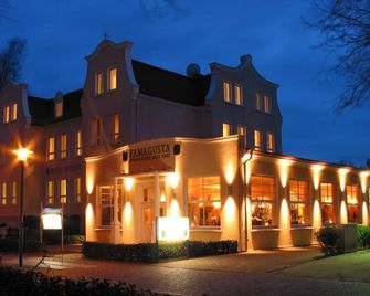 Hotel Ostseestern - Kuehlungsborn - Edifício