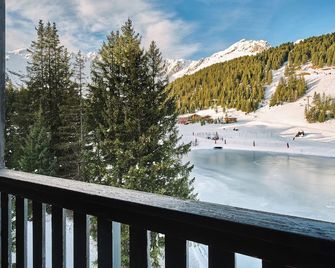Lake Hotel Courchevel 1850 - Courchevel - Balcony