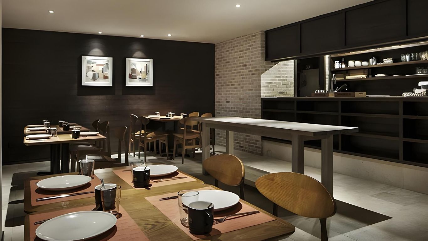 锦悦恒美精品酒店