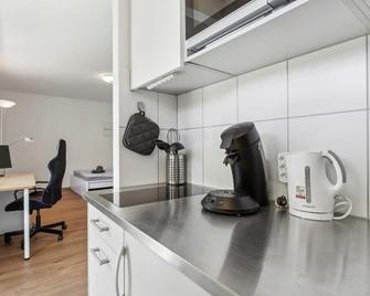 Quiet Location-Workplace-Coffee-Parking-Washer - Sciaffusa - Cucina