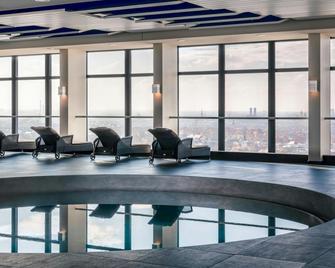 Four Points by Sheraton Munich Arabellapark - מינכן - בריכה