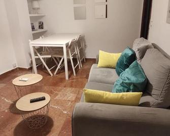 Apartment excellent location in the center of the city - Huelva - Salon