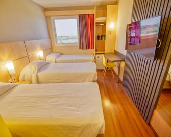 Hus Hotel Dourados - Dourados - Ložnice