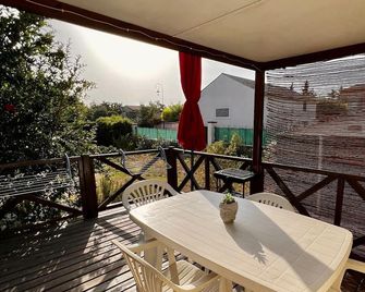 Loue Mobil-home 4 Personnes à Gémenos Dans Propriété Privée - Gémenos - Balcony