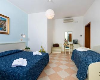 Hotel Bruna - Martinsicuro - Schlafzimmer
