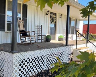 The Rutherford Inn - Lawrenceburg - Patio