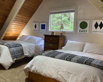 Hike Greenwater, Mt. Rainier, Sunrise Visitor Center & Crystal Mountain Sleeps 6 - Enumclaw - Habitación