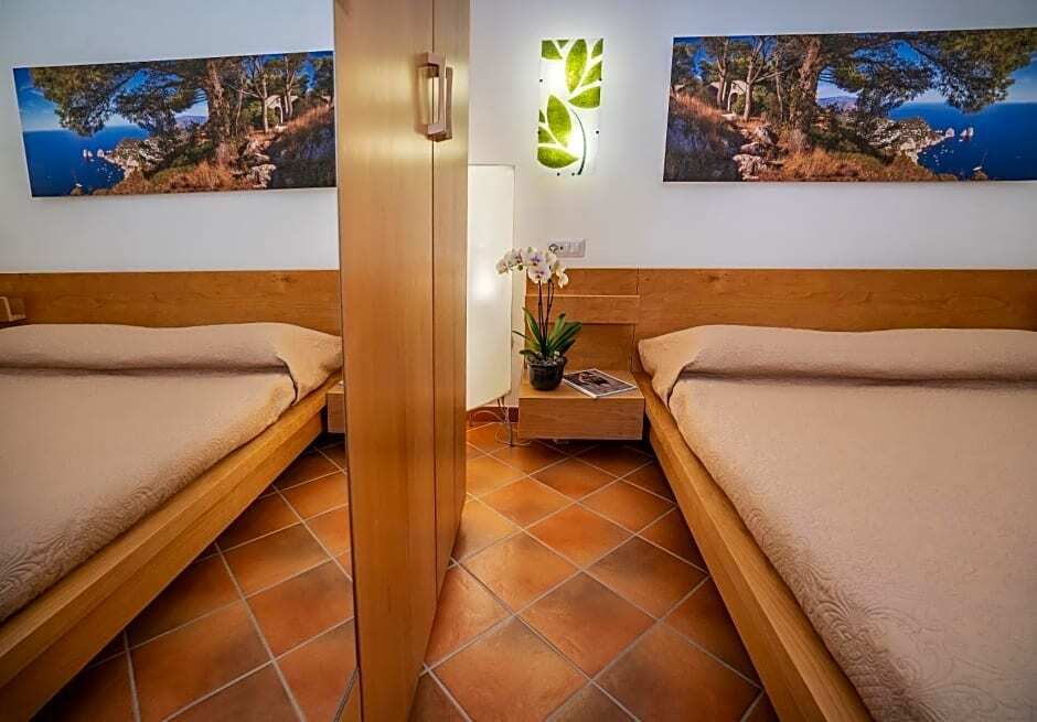 Casa Lucia Relaxing rooms - אנאקאפרי - חדר שינה