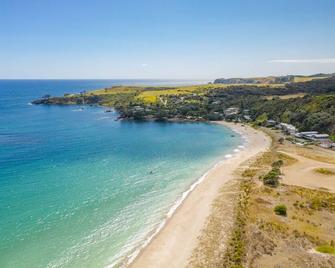 Tapuaetahi Beachfront Studio - Downstairs Unit - Kerikeri - Plage