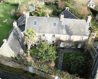 Boat Master's House From 1687 Renovated In 2018 - Lanildut - Edificio