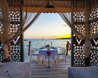 Vonresort Golden Beach - Side - Balcony
