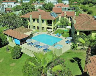 Summer Life Villa Apart - Dalyan (Mugla) - Piscină